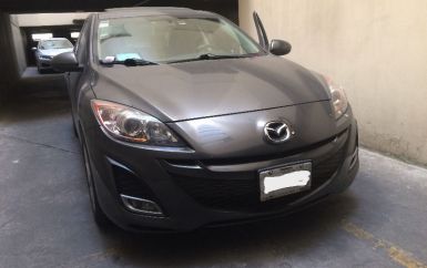Mazda 3 Sedan 